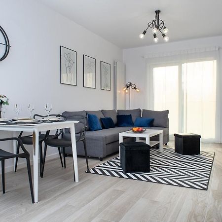 Apartament Happy Holiday Kołobrzeg Exterior foto